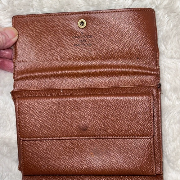 LV Giveaway ๐๐๐๐Louis Vuitton Vintage Monogram Small Wallet๐ซถ๐ซถLV GIVEAWAY ๐ซถ๐ซถ๐ซถ๐ซถ๐ซถ - Picture 9 of 13